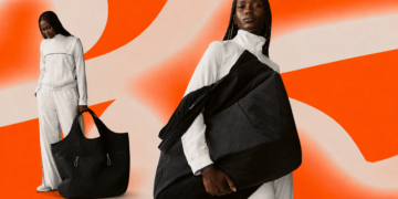 Lululemon’s Big-Ass Bag Is Selling Out—Here’s Why It’s Worth the Hype Lululemon’s Big-Ass Bag Is Selling Out—Here’s Why It’s Worth the Hype