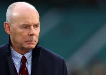 100 Things, 1 Percent Better: Insights From Rugby World Cup Winning Coach Sir Clive Woodward 100 Things, 1 Percent Better: Insights From Rugby World Cup Winning Coach Sir Clive Woodward