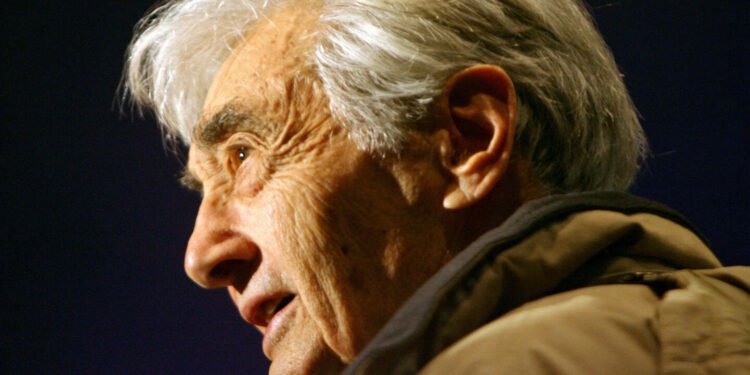 Election Protection: The ACLU’s M Project—Plus, Howard Zinn’s Life and Work Election Protection: The ACLU’s M Project—Plus, Howard Zinn’s Life and Work