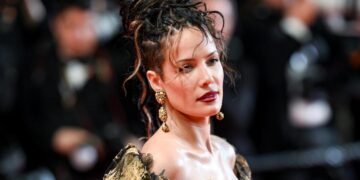 Halsey Is Back to Blonde: See Her Latest Hairstyle Halsey Is Back to Blonde: See Her Latest Hairstyle