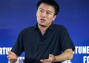 Black Lake founder Yuxiang Zhou pitted an AI agent against his top sales coach. His most experienced salespeople chose the AI | Fortune