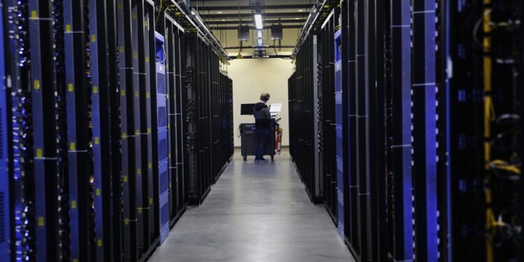 Data centers are swapping water for forever chemicals to keep AI cool | Fortune Data centers are swapping water for forever chemicals to keep AI cool | Fortune