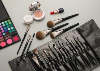 10 High-Quality Makeup Brushes Worth Adding to Your Collection 10 High-Quality Makeup Brushes Worth Adding to Your Collection